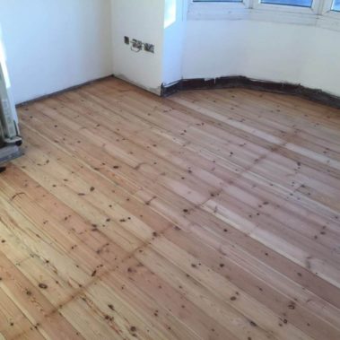 Pine Foor Sanded Goole