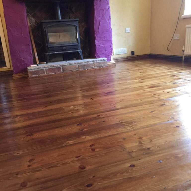 Pontefract Reclaimed Pine Floor